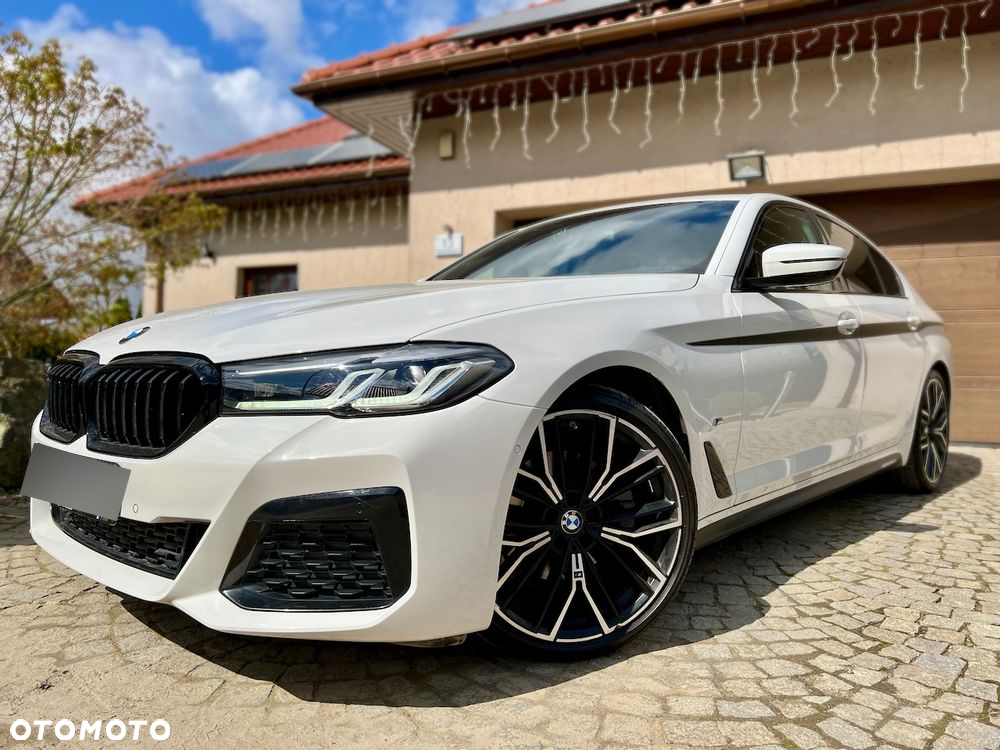 BMW Seria 5 520d M Sport - 4