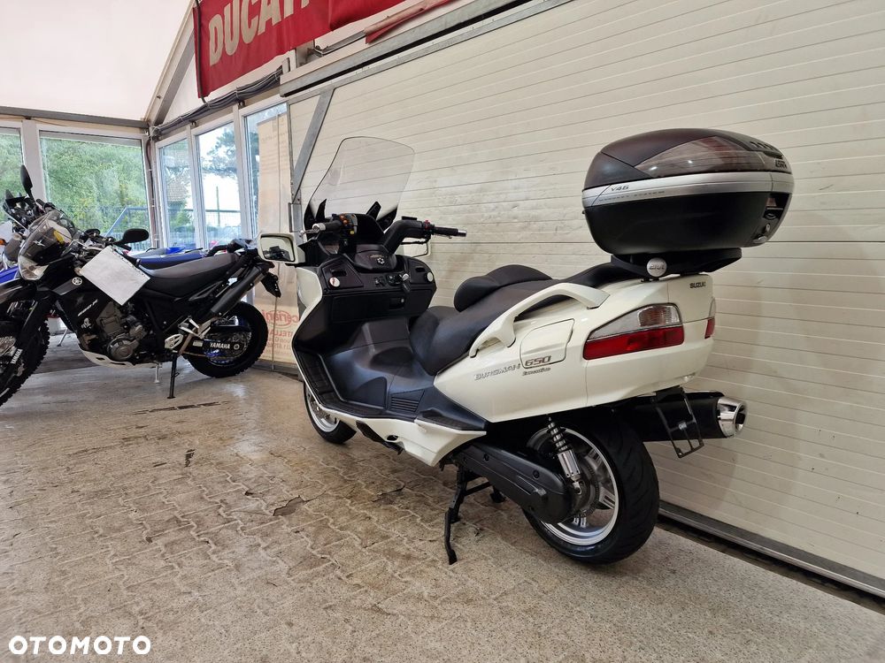 Suzuki Burgman - 6