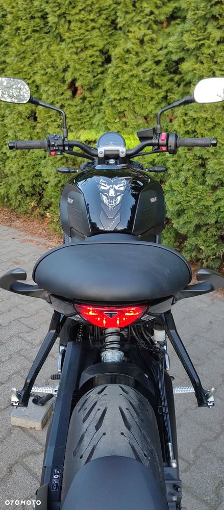 Triumph Trident - 10