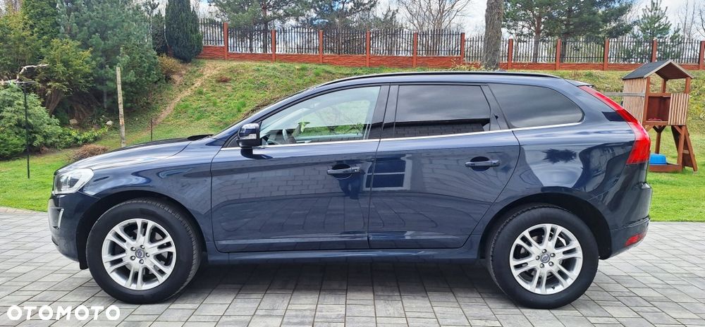 Volvo XC 60 D4 Geartronic Momentum - 3