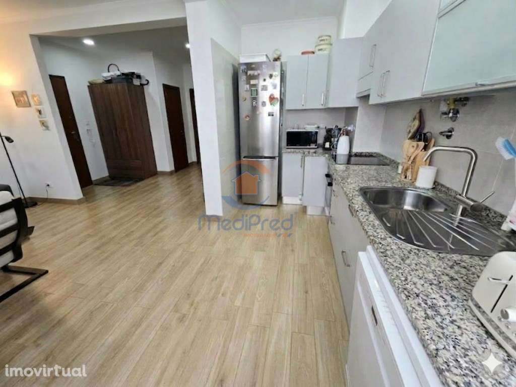 Apartamento T2 com Arrecadação de 12 m2 | Olival Basto, Odivelas - Grande imagem: 4/16