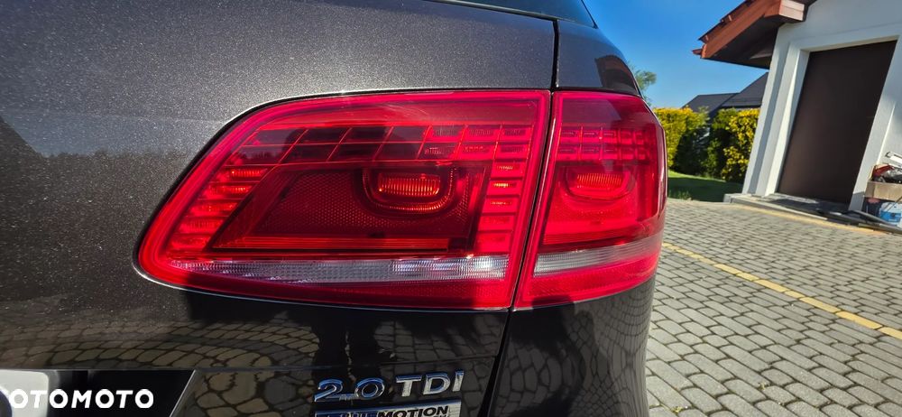 Volkswagen Passat 2.0 TDI Comfortline DSG - 12