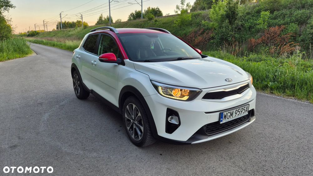 Kia Stonic 1.6 CRDi SCR L - 3