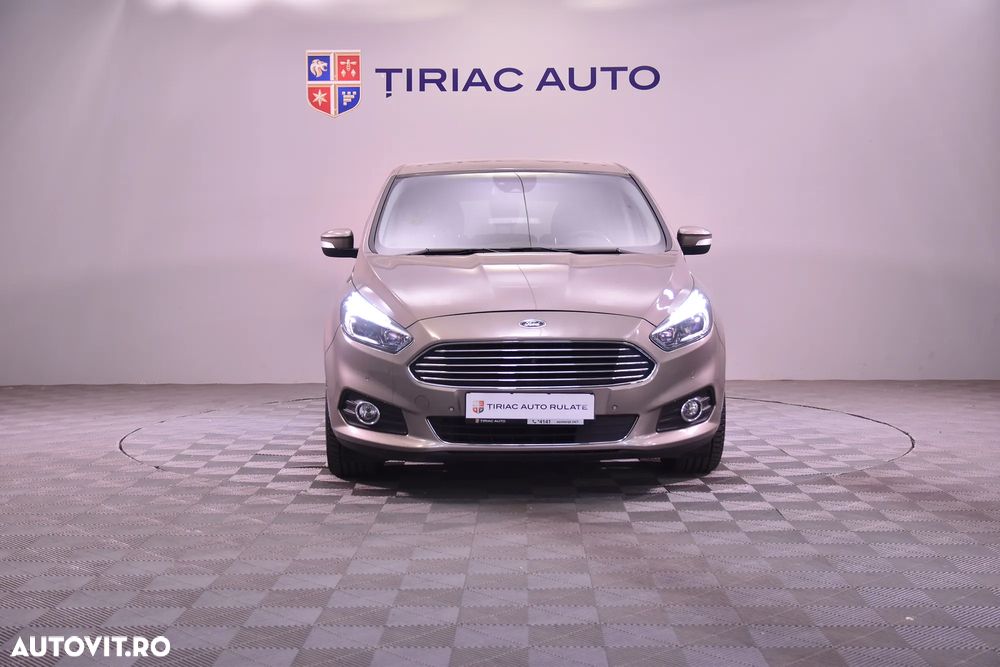 Ford S-Max - 8