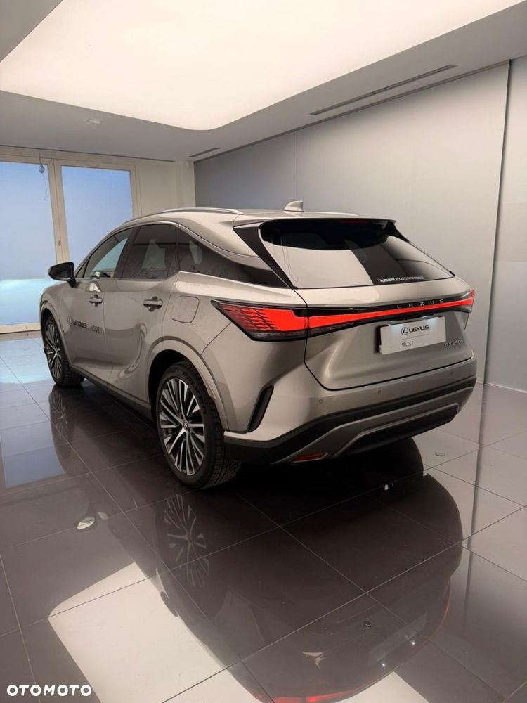 Lexus RX - 5