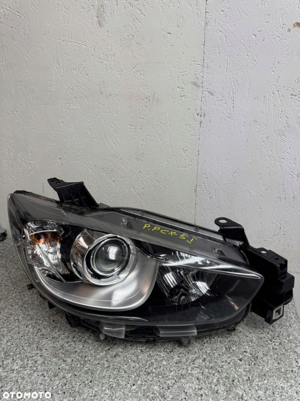 LAMPA PRAWY PRZÓD MAZDA CX5 CX-5 2012-2017r ORYGINAŁ KD31-51030 XENON - 1
