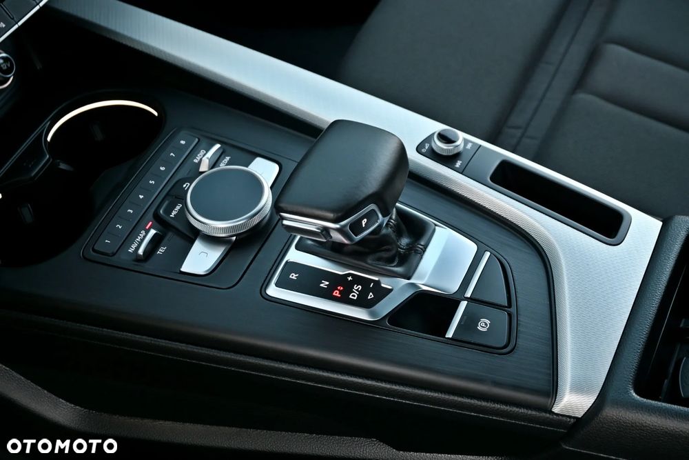 Audi A4 Avant 40 TDI S tronic quattro - 34