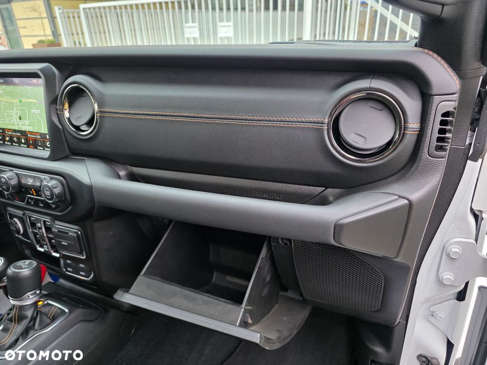 Jeep Wrangler Unlimited 2.0 Turbo PHEV 4xe Sahara - 37