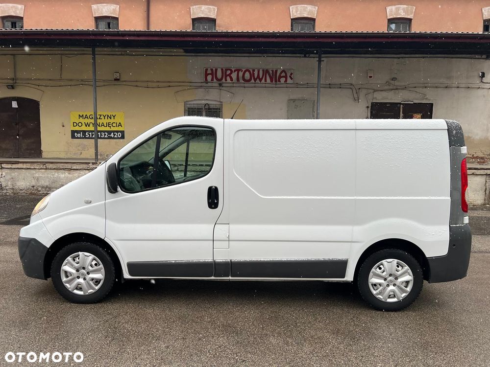 Renault Trafic - 12