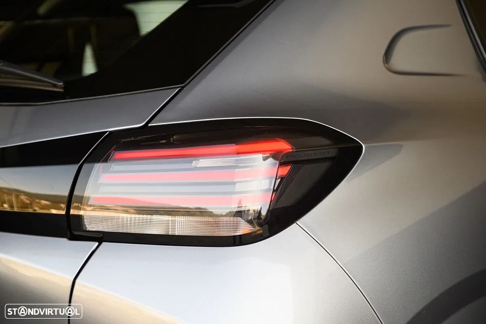 Peugeot 208 1.2 PureTech Active Pack - 20