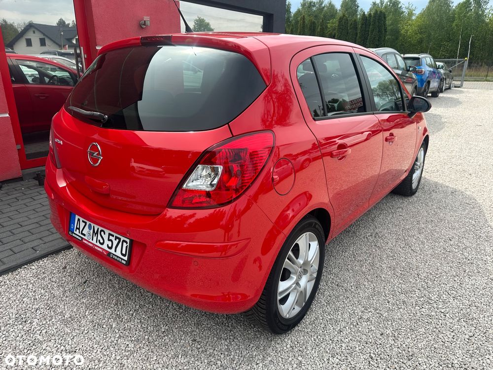Opel Corsa 1.4 16V Active - 2