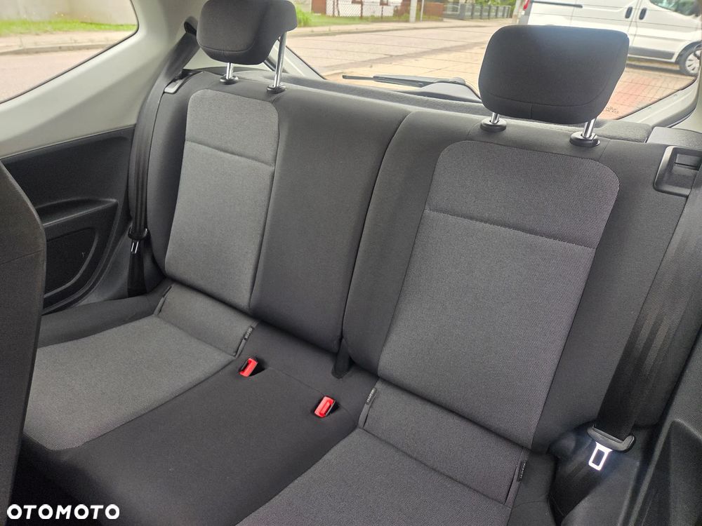Volkswagen up! 1.0 move - 15