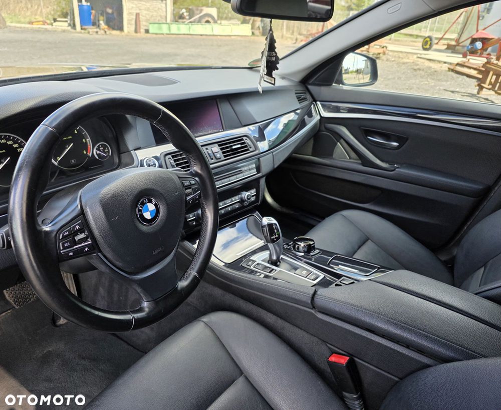 BMW Seria 5 520d BluePerformance - 15