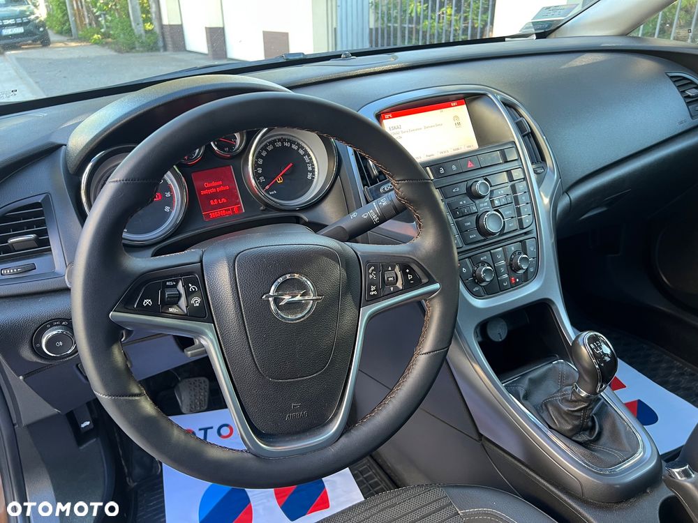 Opel Astra 1.4 T Cosmo S&S - 21
