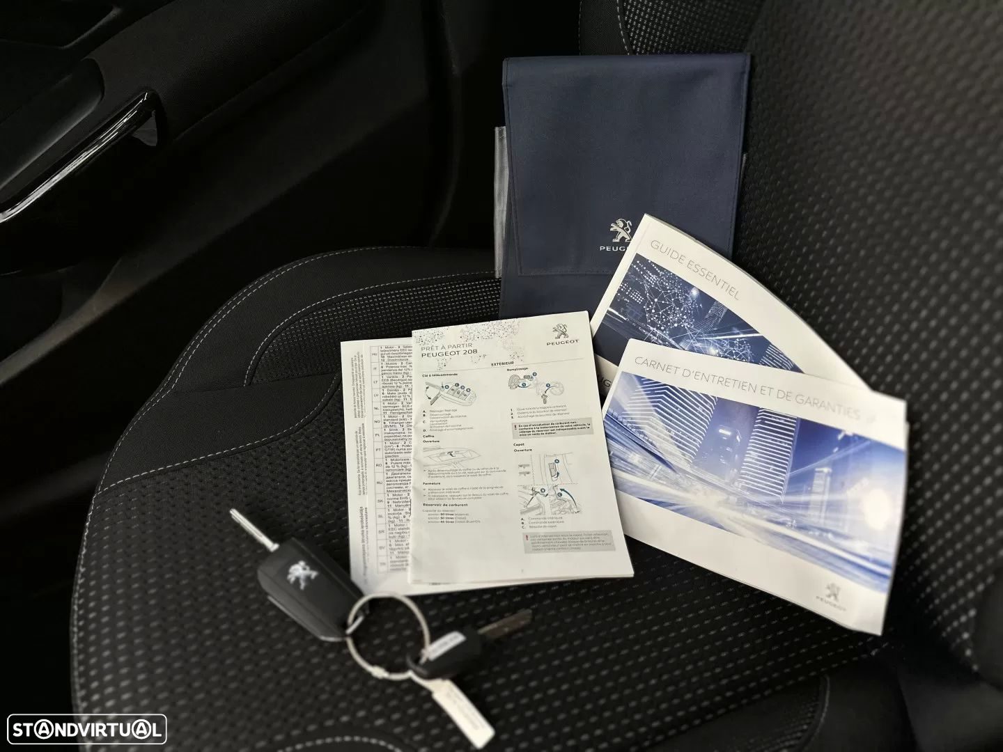 Peugeot 208 1.2 PureTech Allure EAT6 - 36