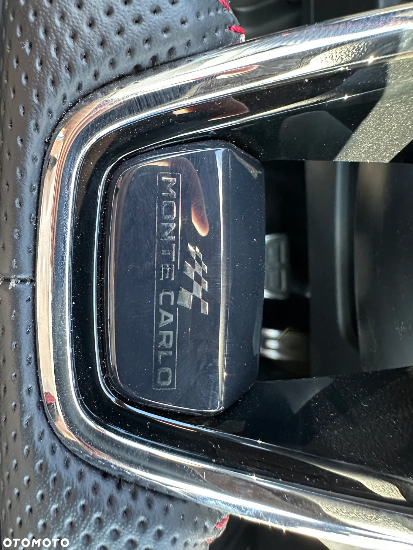 Skoda Kamiq 1.0 TSI Monte Carlo DSG - 35