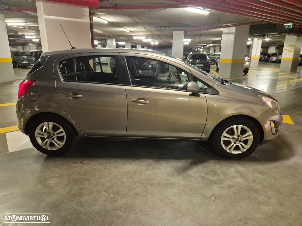 Opel Corsa 1.2 Connect - 9