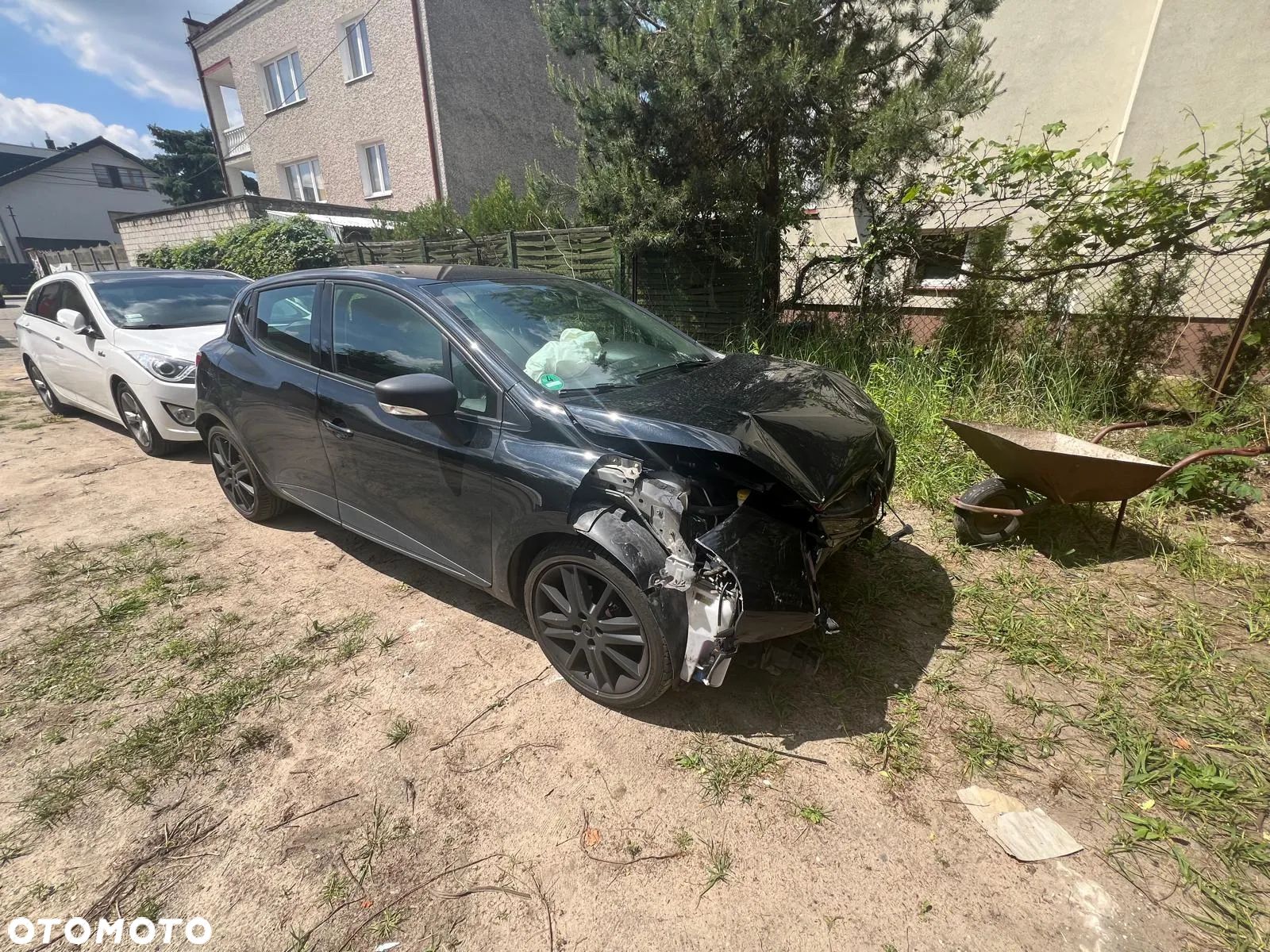 Renault Clio - 1