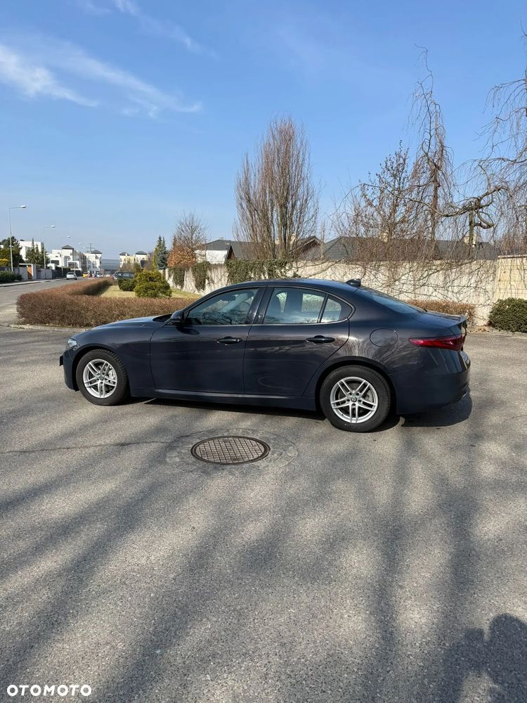 Alfa Romeo Giulia - 9