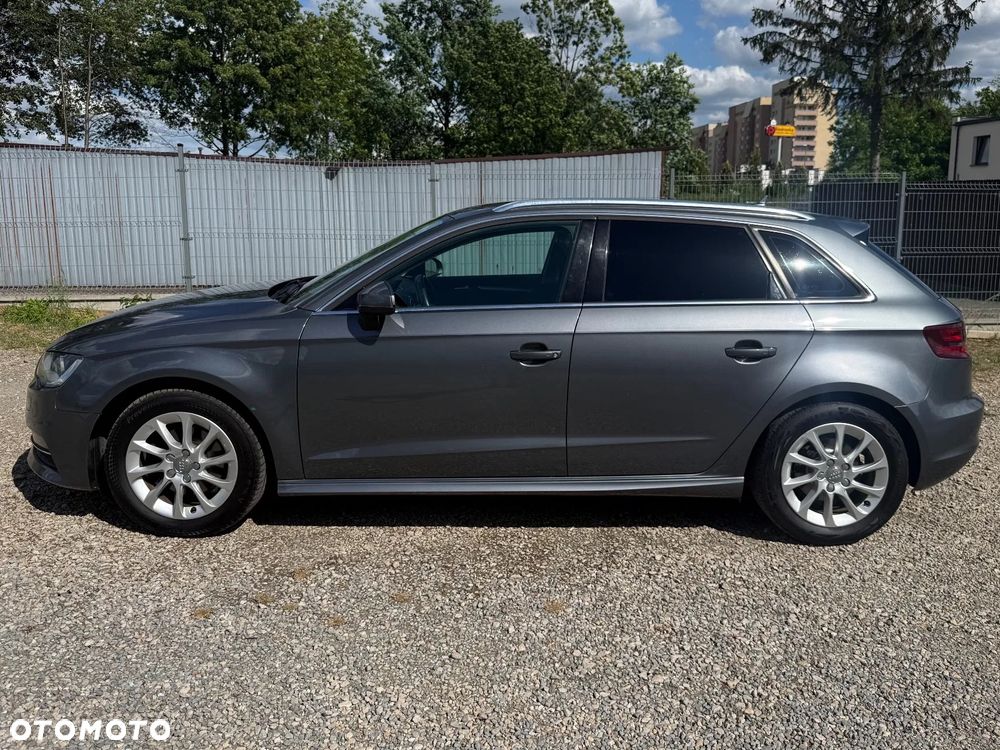 Audi A3 Sportback - 3