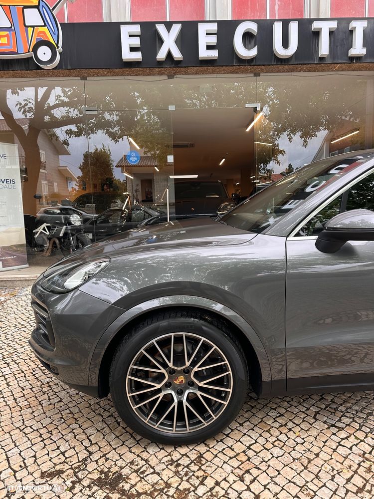Porsche Cayenne 3.0 V6 - 4