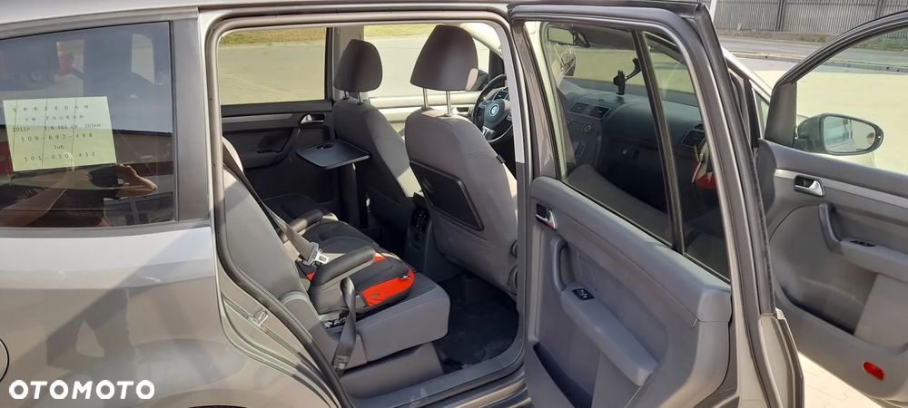Volkswagen Touran 1.6 TDI DPF Trendline Perfectline - 8