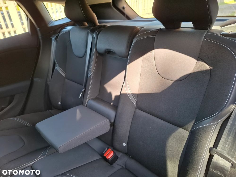 Volvo 340 - 21