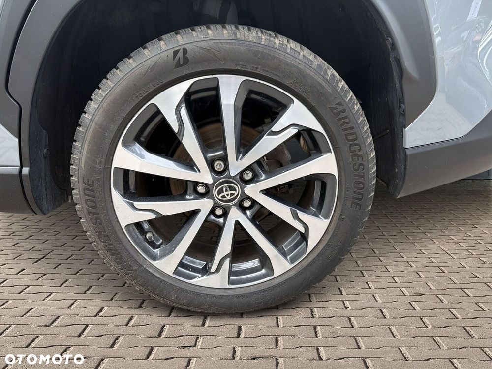 Toyota Corolla Cross - 28