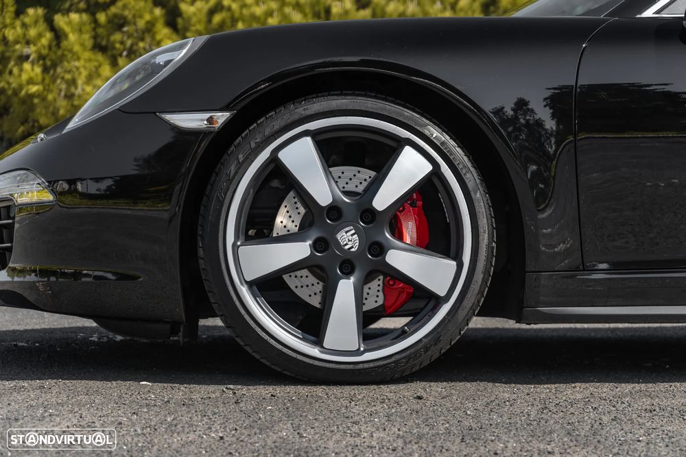 Porsche 911 (991) Carrera S 50 Anos - 7