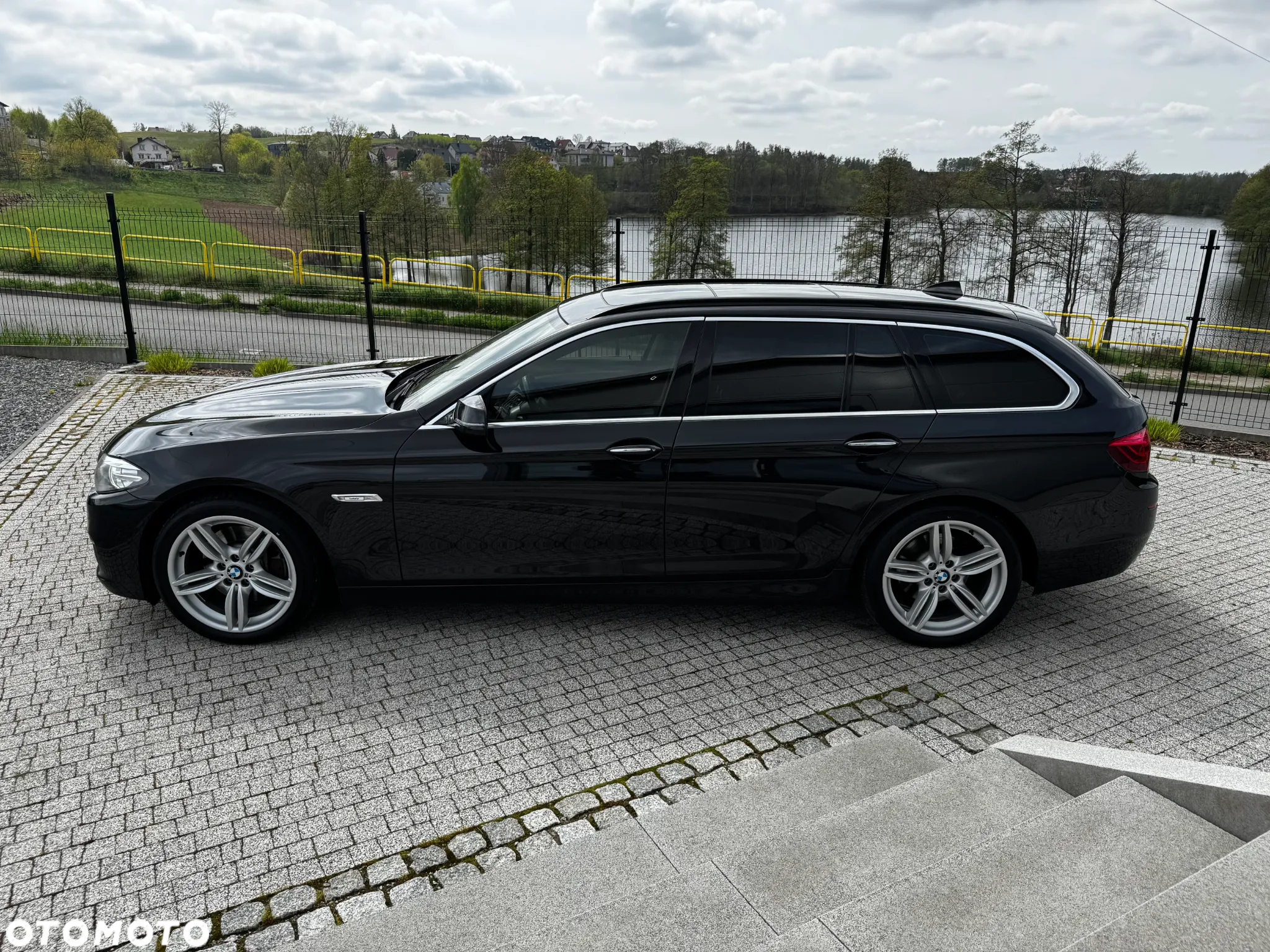 BMW Seria 5 525d Touring Luxury Line - 6