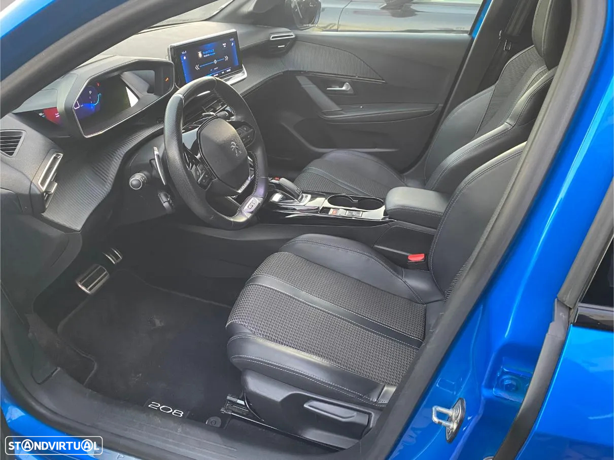 Peugeot 208 1.2 PureTech GT Line EAT8 - 12