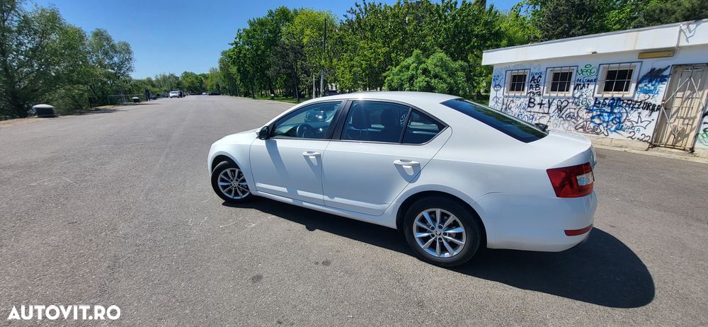Skoda Octavia 2.0 TDI Style - 11