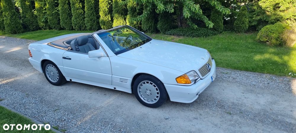 Mercedes-Benz SL - 1