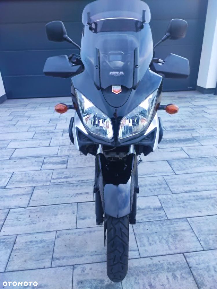 Suzuki V-STROM - 7