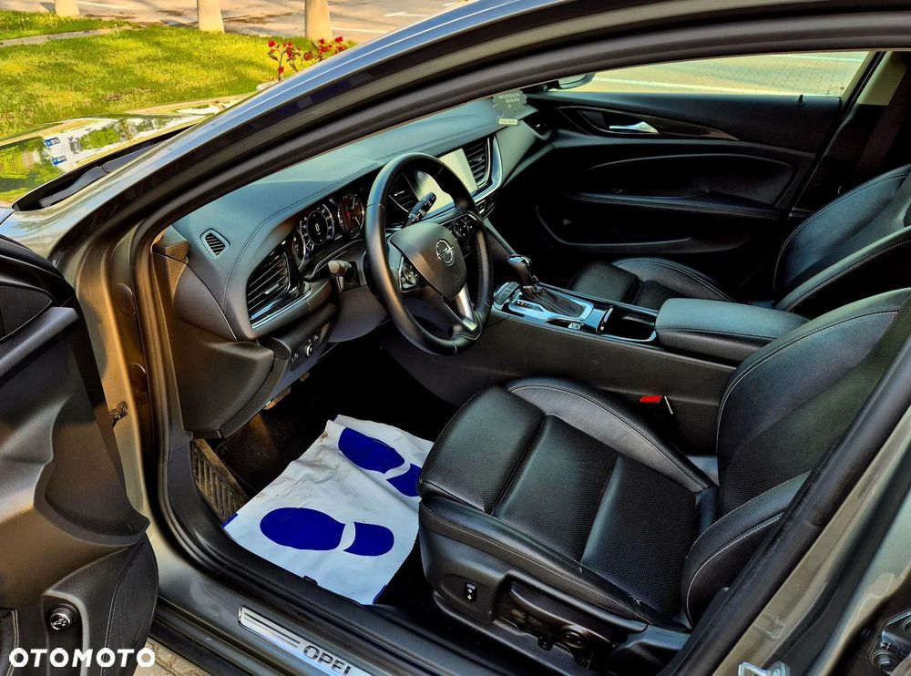 Opel Insignia 2.0 CDTI Exclusive S&S - 26