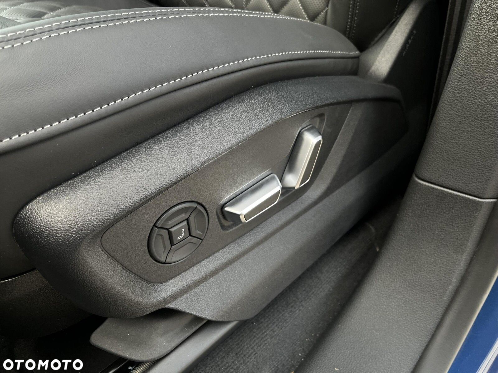 Audi Q8 - 18