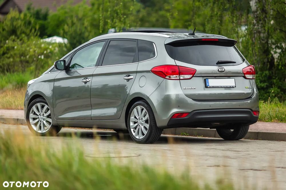 Kia Carens 1.7 CRDi Edition 7 - 11