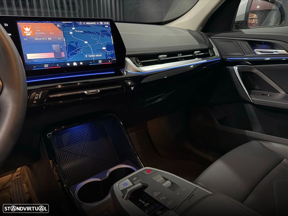 BMW iX1 eDrive20 xLine - 18