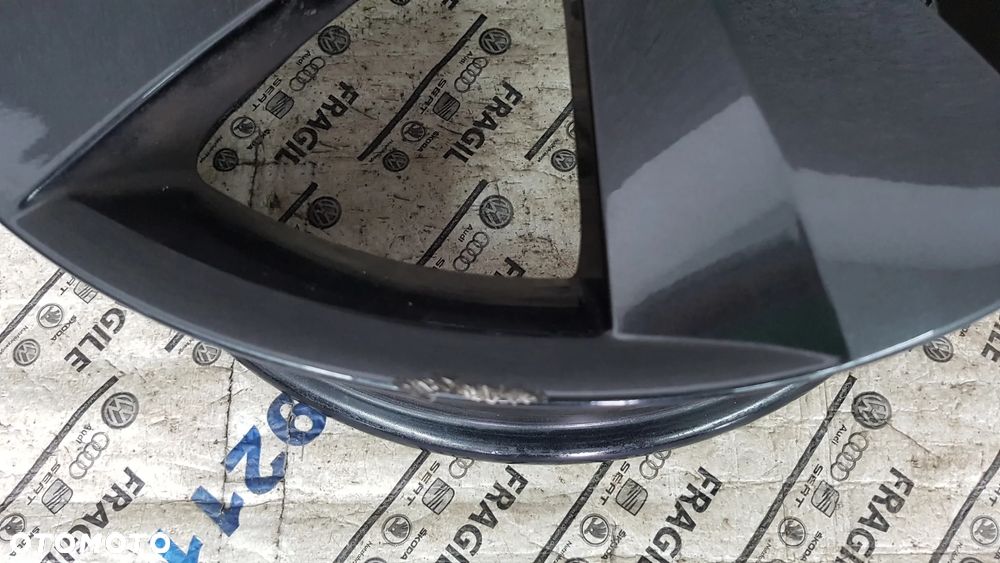 FELGA SKODA   6,5JX17  ET38 5X112  565601025 - 4