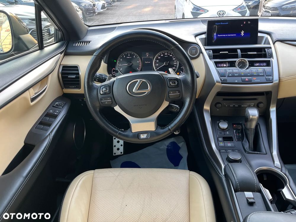 Lexus NX 200t Comfort AWD - 9