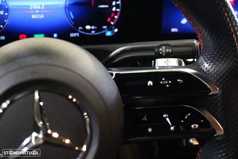 Mercedes-Benz A 250 e AMG Line - 26