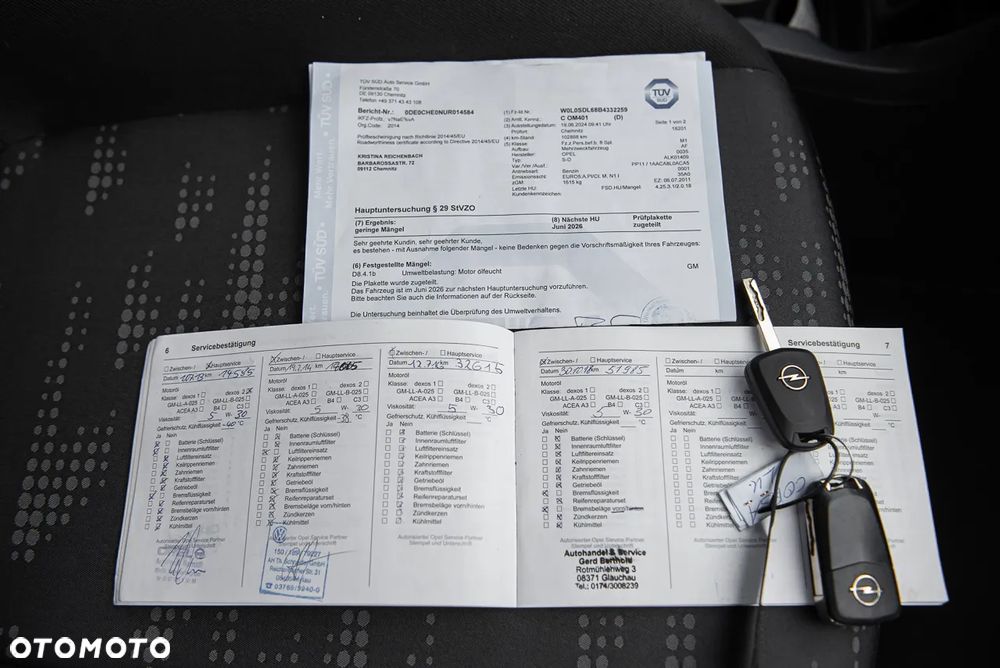 Opel Corsa 1.4 16V Innovation - 28