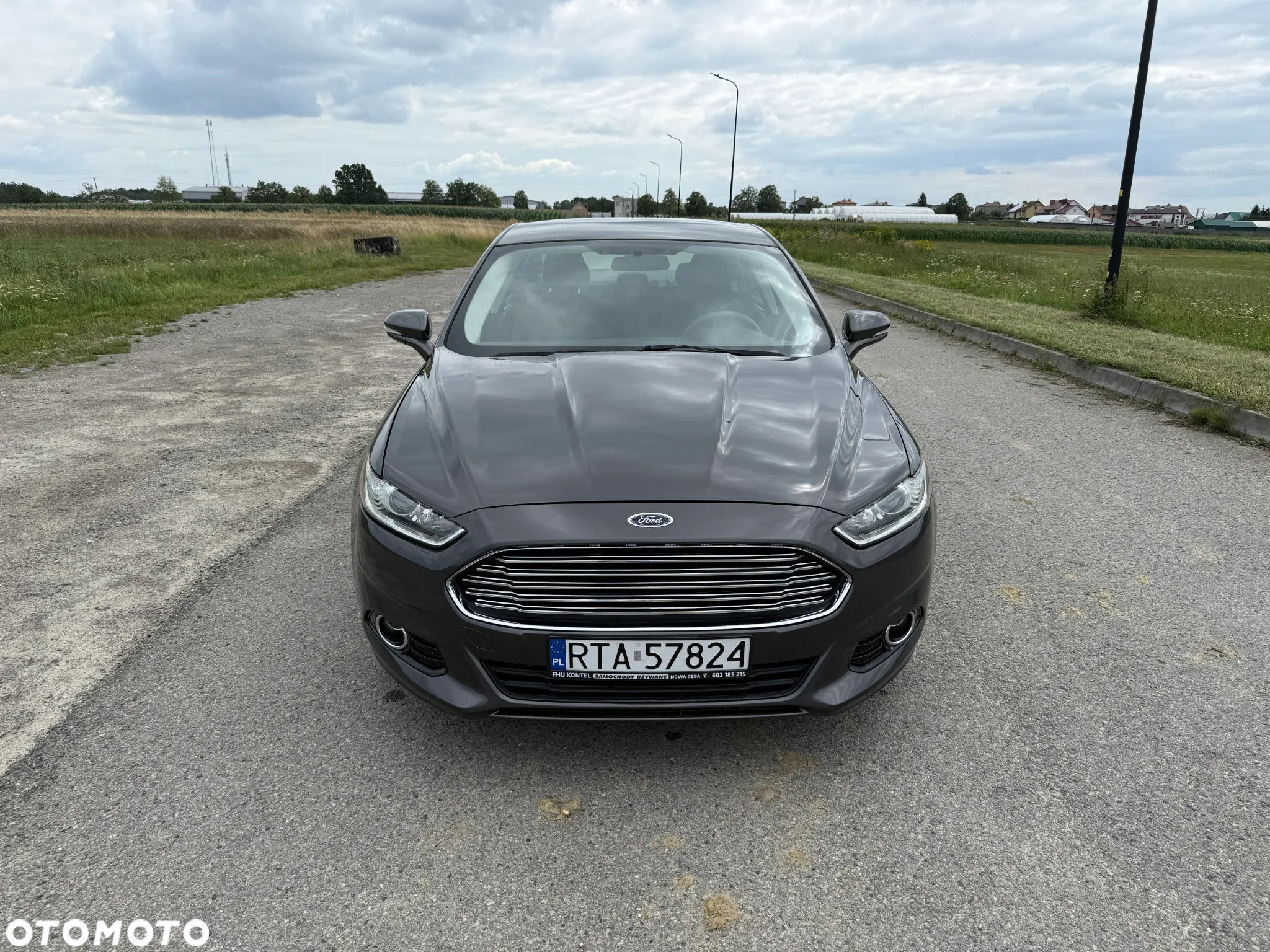 Ford Fusion - 2