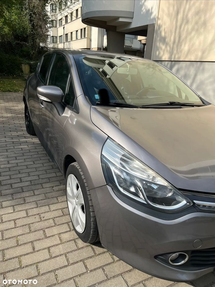 Renault Clio 1.2 TCe Zen EDC - 6