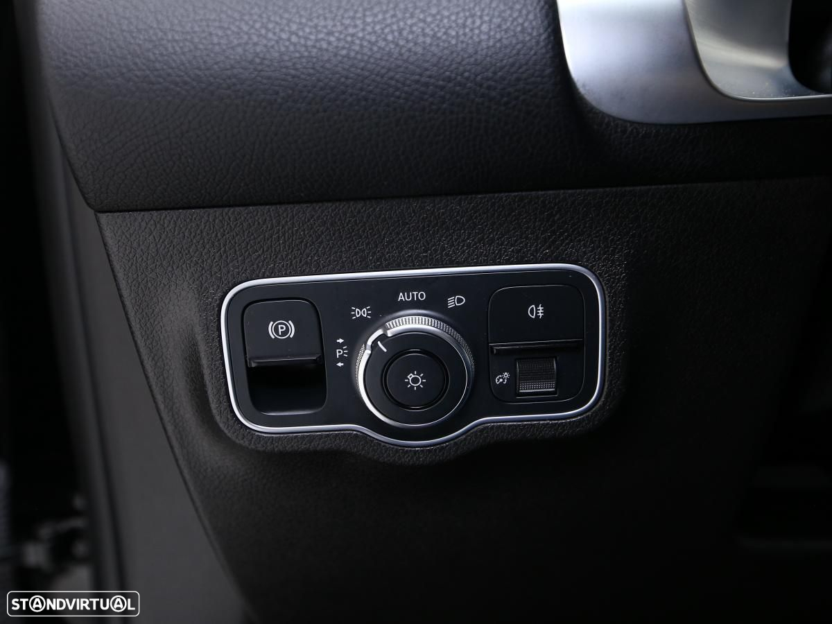 Mercedes-Benz GLB 220 d 4Matic Style - 19
