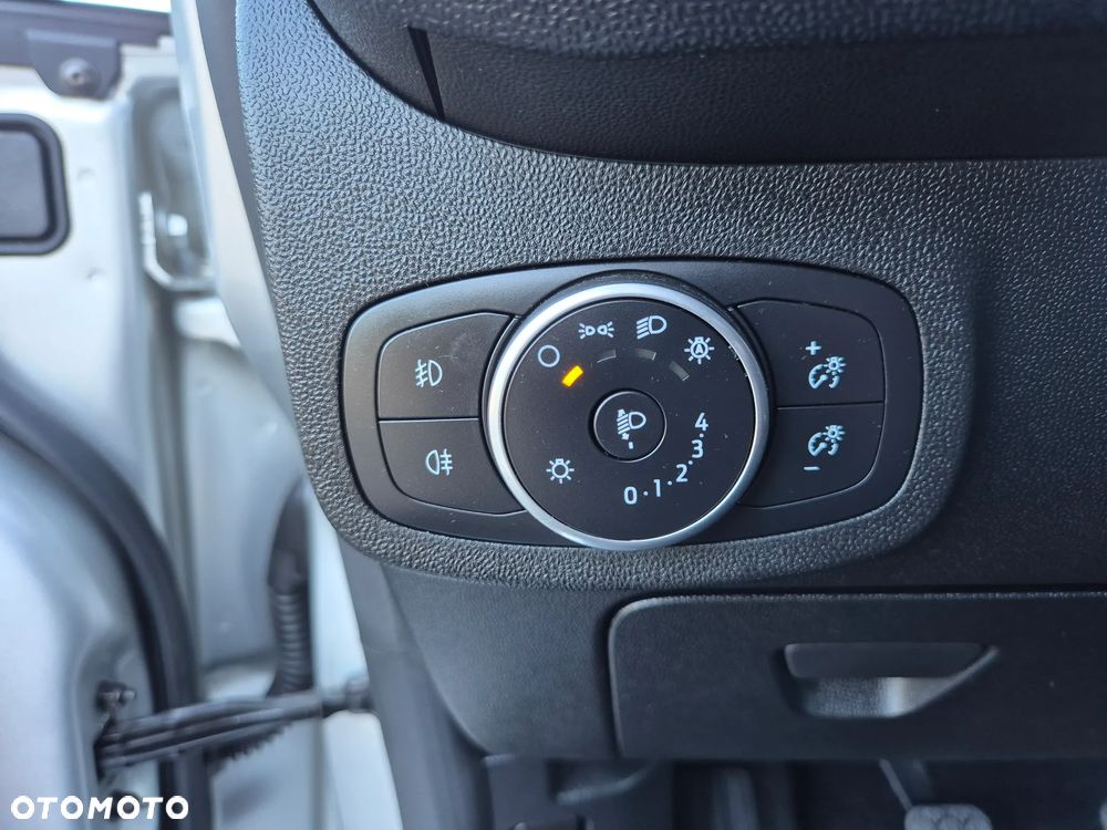 Ford Fiesta 1.1 S&S COOL&CONNECT - 37