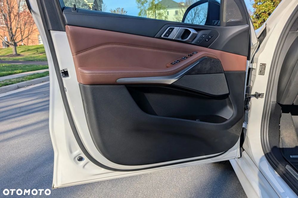 BMW X5 xDrive40i - 15