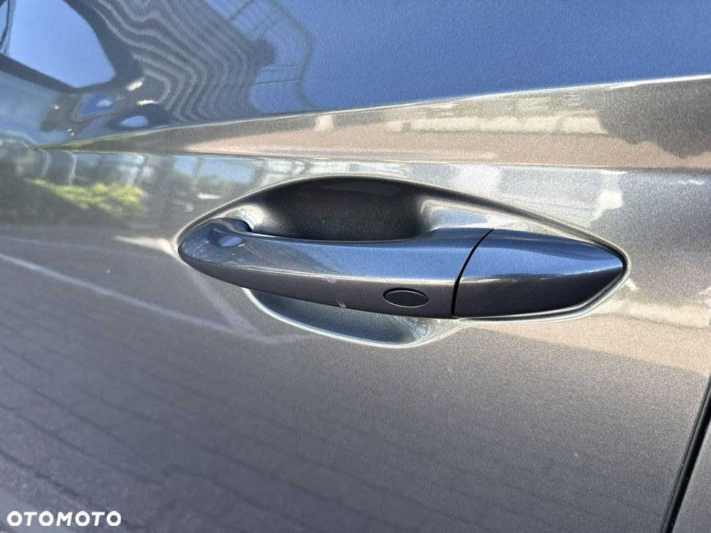 Hyundai Tucson 1.6 T-GDi HEV Executive 2WD - 27