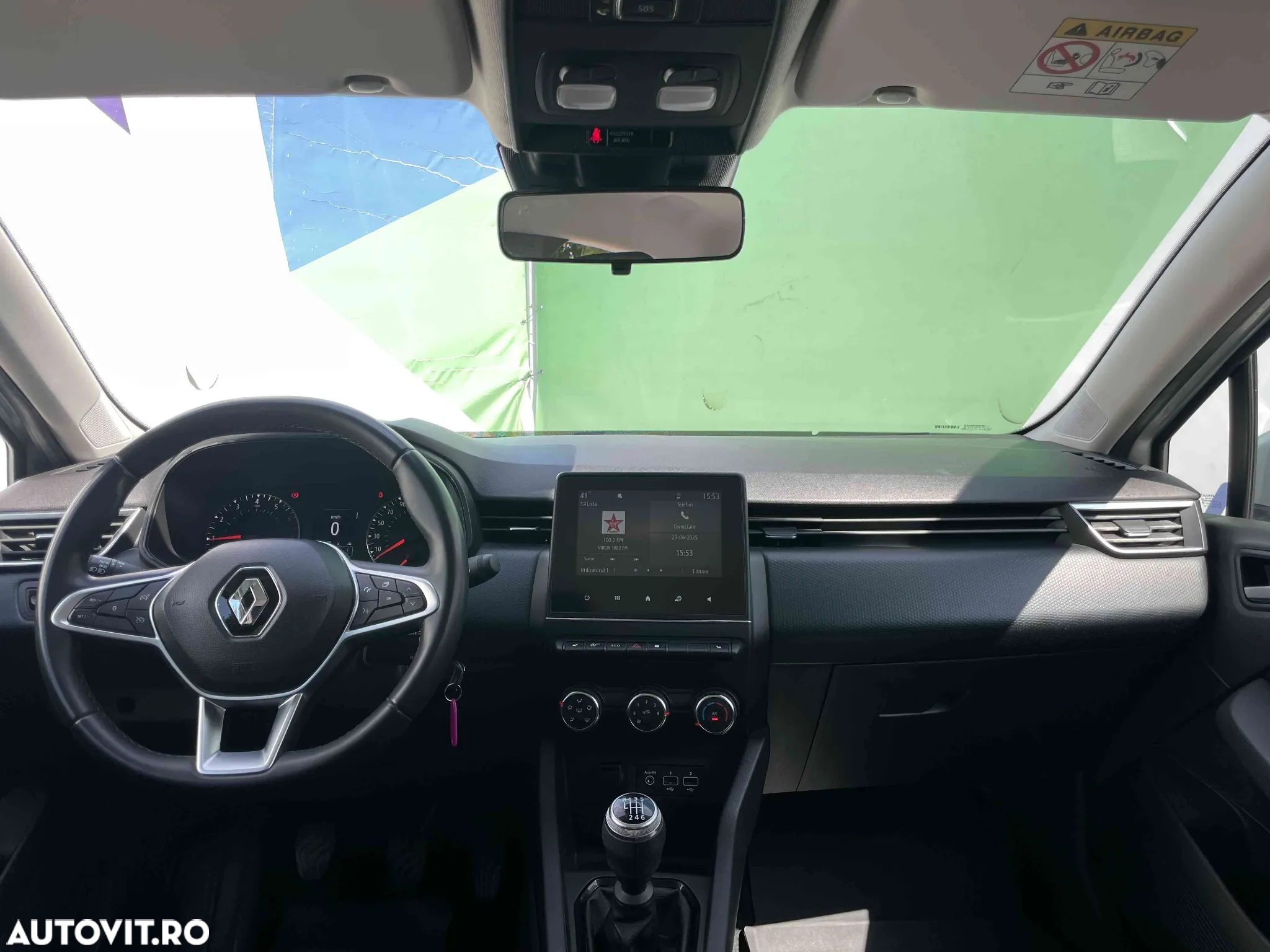 Renault Clio - 15