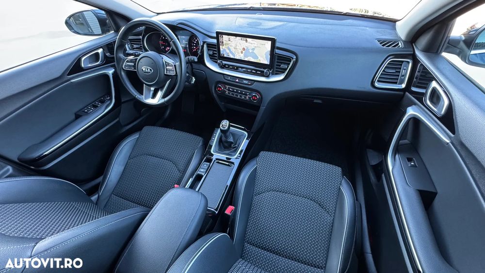 Kia XCeed 1.6 CRDi LAUNCH EDITION - 6